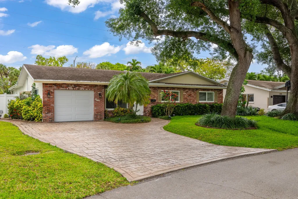 6890 NW 31st Way Fort Lauderdale FL 33309