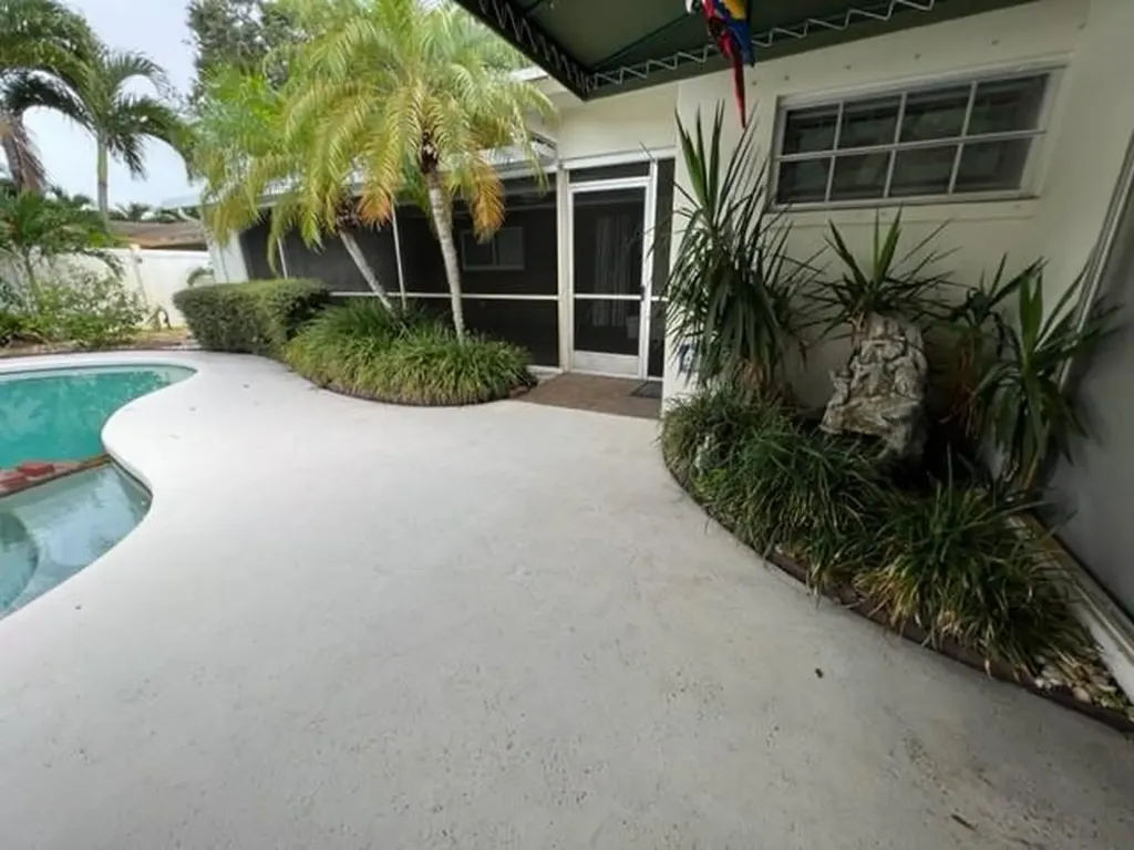 6890 NW 31st Way Fort Lauderdale FL 33309