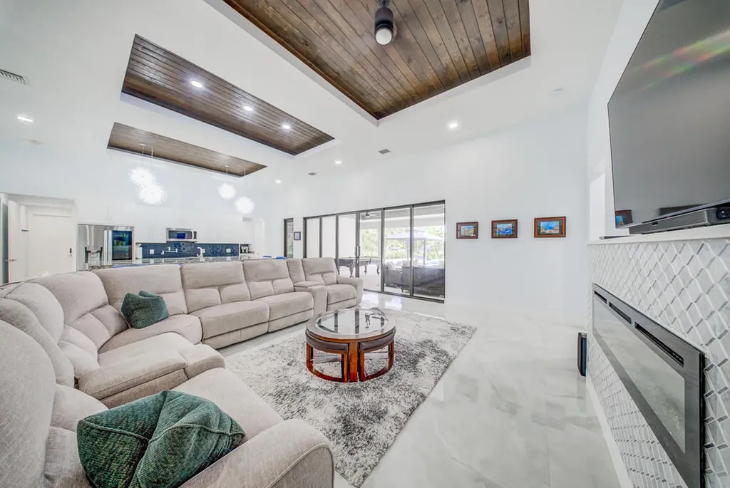 11165 Tangerine Boulevard West Palm Beach FL 33412