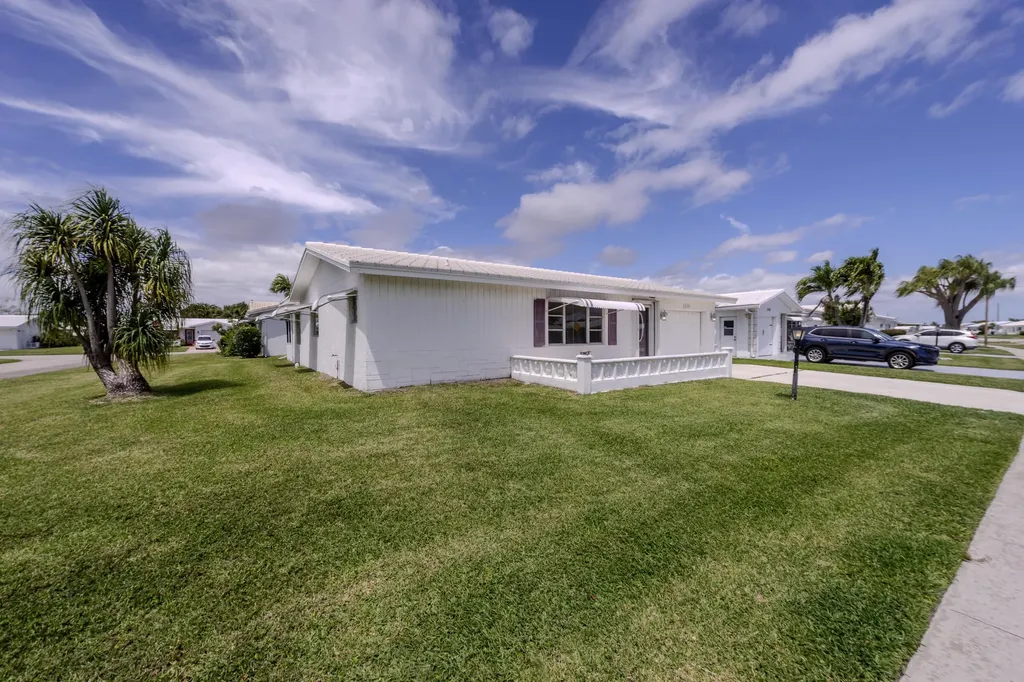 2107 Campanelli Boulevard Boynton Beach FL 33426