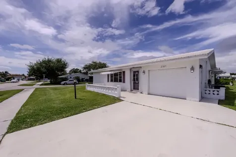 2107 Campanelli Boulevard Boynton Beach FL 33426