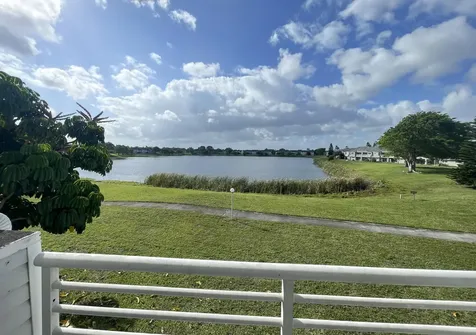 3445 NW 44th Street Oakland Park FL 33309