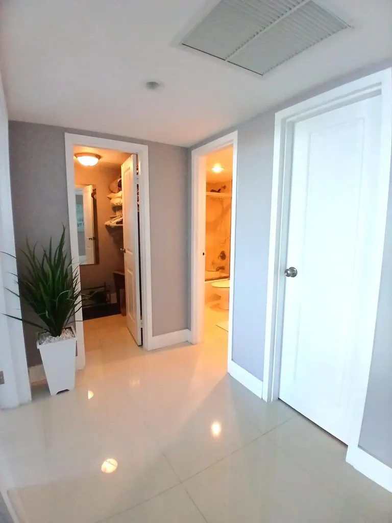 1830 Embassy Drive West Palm Beach FL 33401
