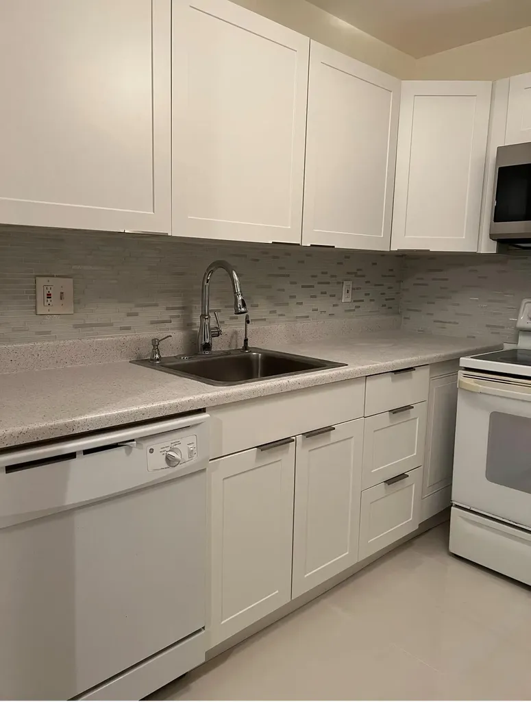 700 Village Green Court Palm Springs FL 33461