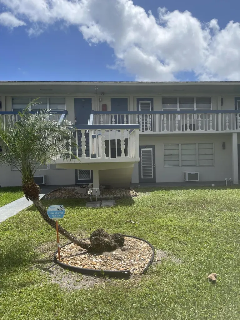 259 Farnham K Deerfield Beach FL 33442