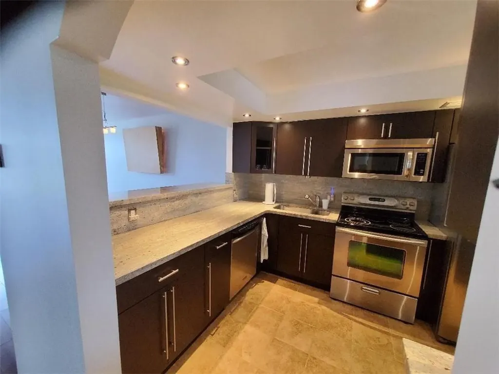 3000 S Course Drive Pompano Beach FL 33069
