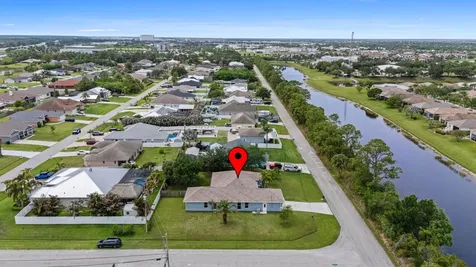 2001 SW Salvatierra Boulevard Port St Lucie FL 34987