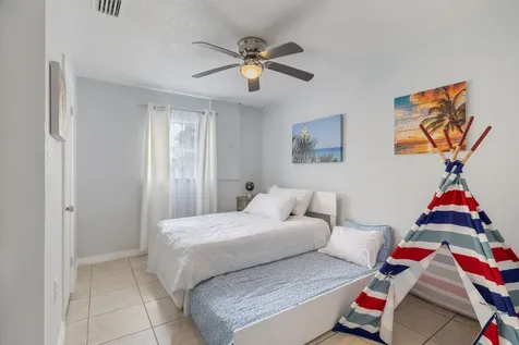 1310 4th Court Vero Beach FL 32960