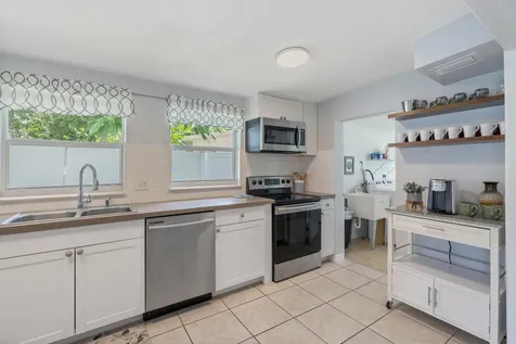 1310 4th Court Vero Beach FL 32960