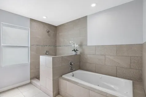 1310 4th Court Vero Beach FL 32960