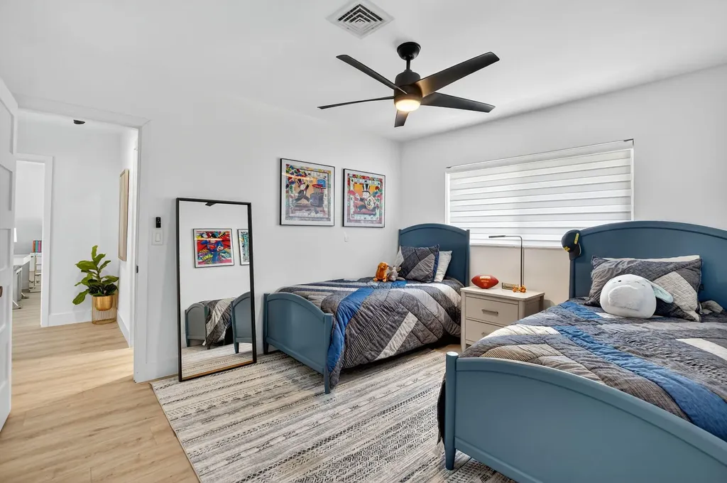 891 Hickory Terrace Boca Raton FL 33486