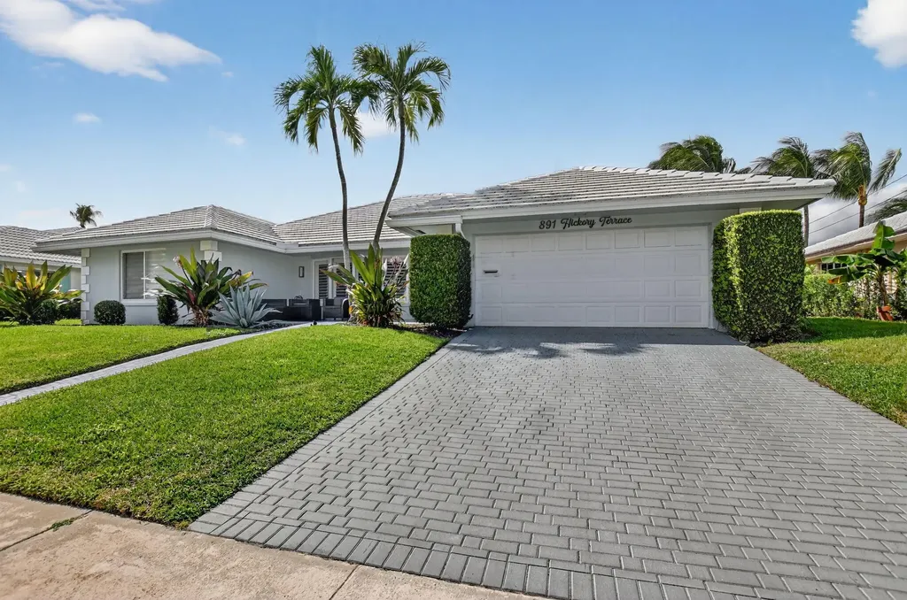 891 Hickory Terrace Boca Raton FL 33486
