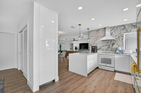 891 Hickory Terrace Boca Raton FL 33486