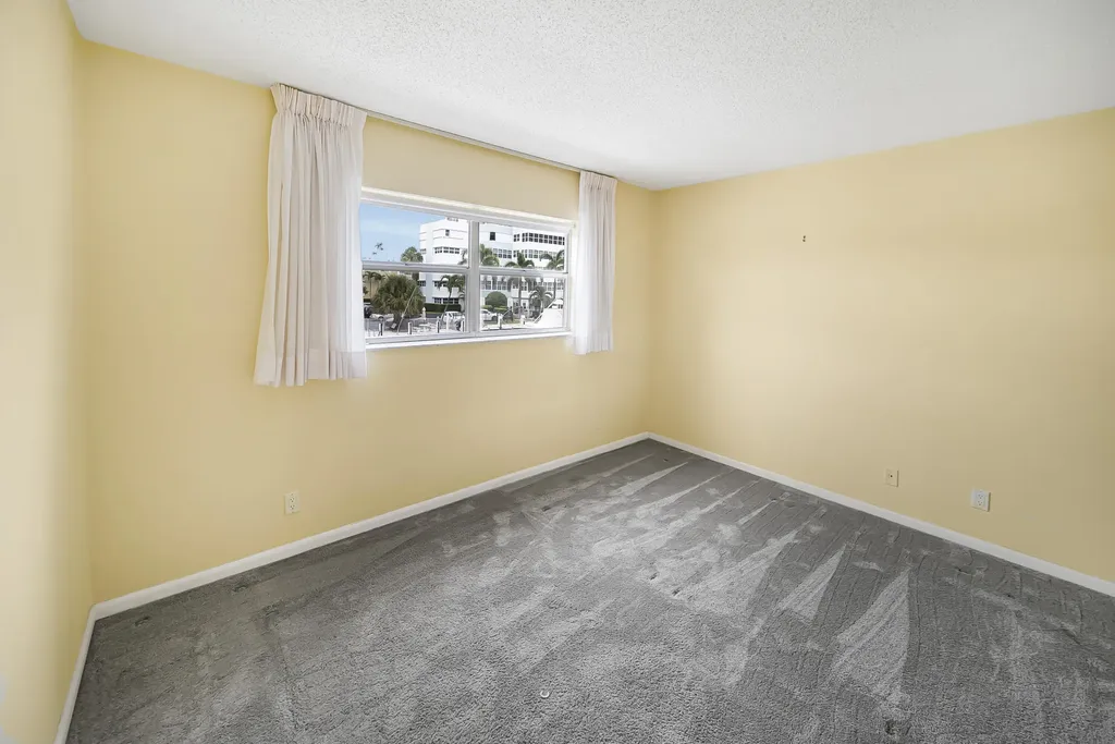 3105 NE 28th Street Fort Lauderdale FL 33308