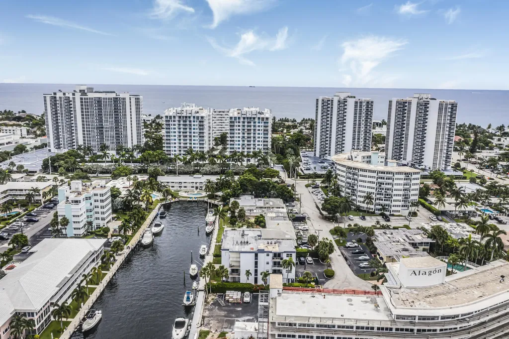 3105 NE 28th Street Fort Lauderdale FL 33308