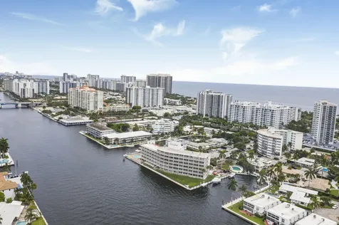 3105 NE 28th Street Fort Lauderdale FL 33308
