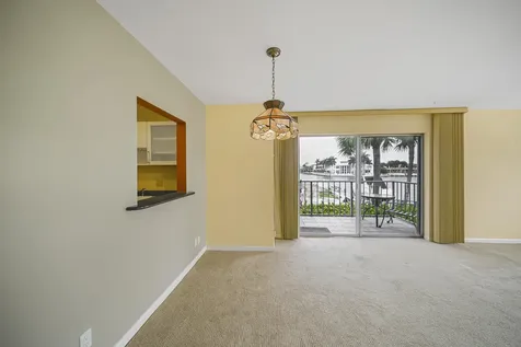 3105 NE 28th Street Fort Lauderdale FL 33308