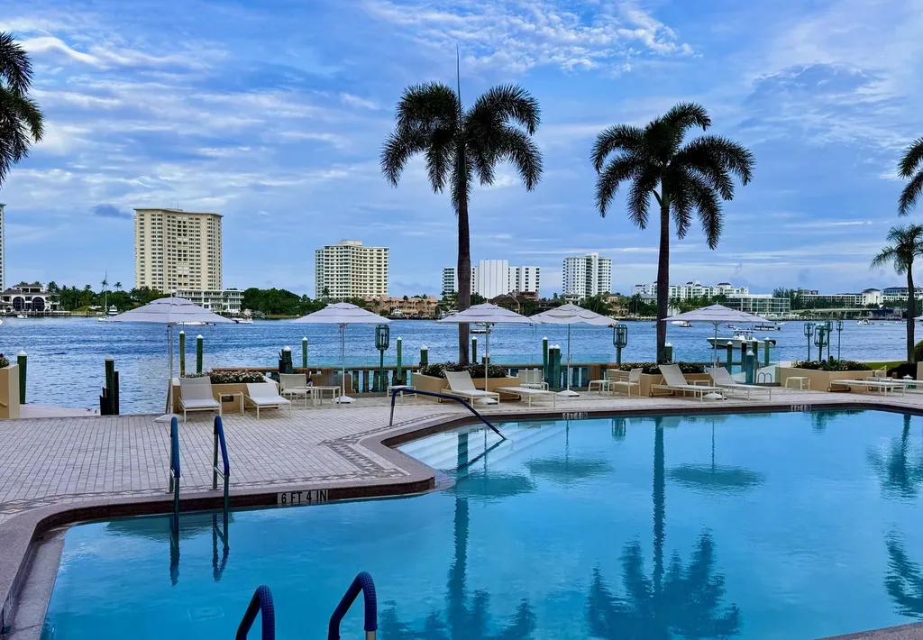 300 SE 5th Avenue Boca Raton FL 33432