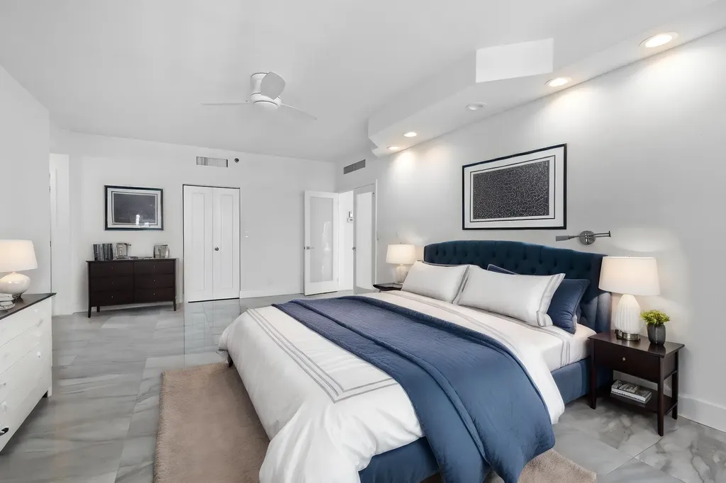 300 SE 5th Avenue Boca Raton FL 33432