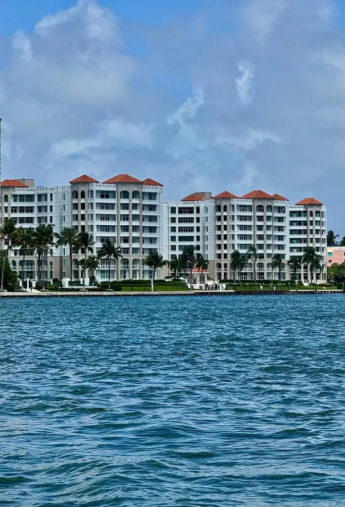 300 SE 5th Avenue Boca Raton FL 33432