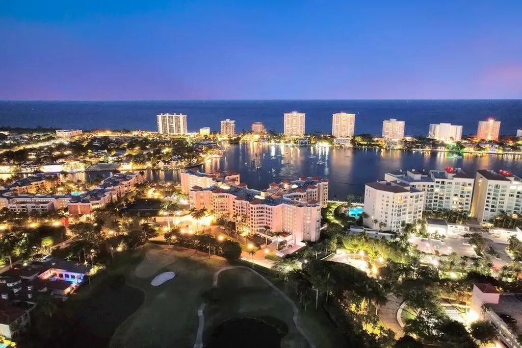 300 SE 5th Avenue Boca Raton FL 33432