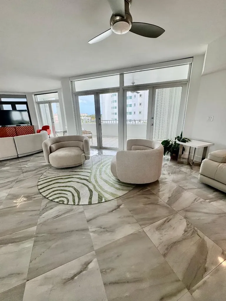 300 SE 5th Avenue Boca Raton FL 33432