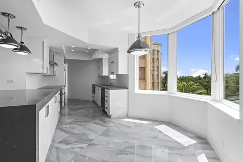 300 SE 5th Avenue Boca Raton FL 33432