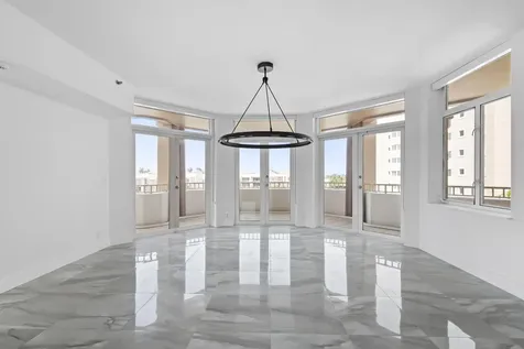 300 SE 5th Avenue Boca Raton FL 33432