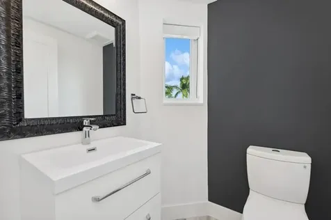 300 SE 5th Avenue Boca Raton FL 33432
