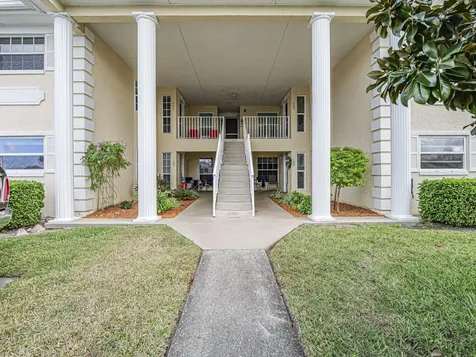 700 Lake Orchid Circle Vero Beach FL 32962