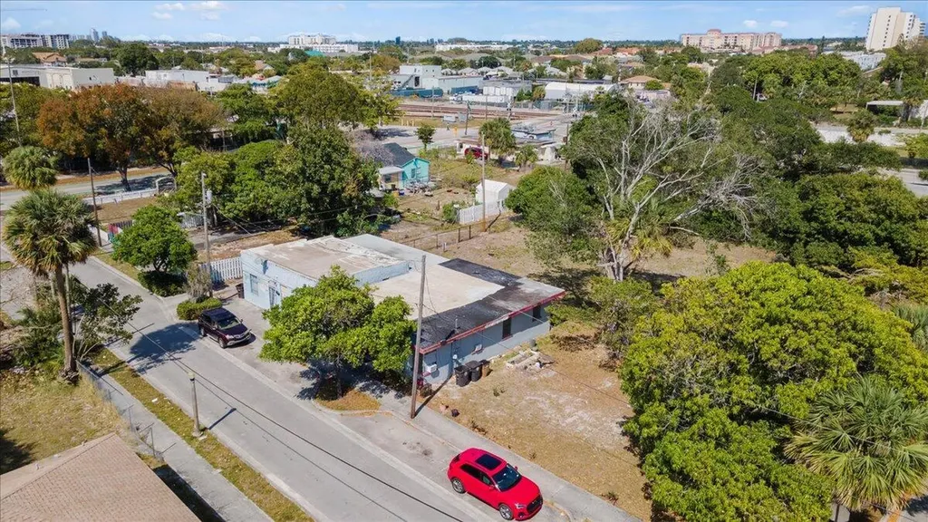 1504 N Sapodilla Avenue N West Palm Beach FL 33401