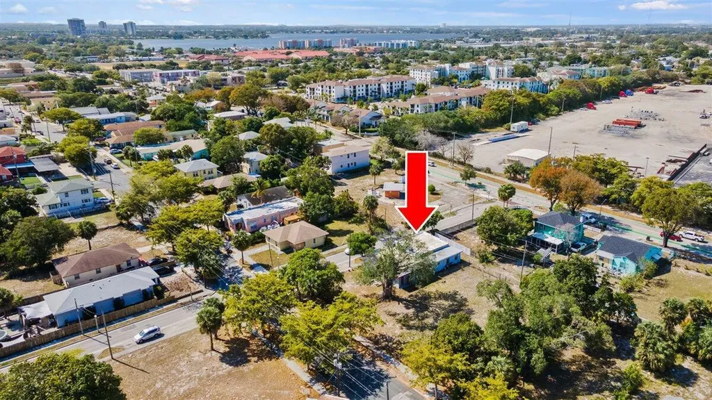 1504 N Sapodilla Avenue N West Palm Beach FL 33401