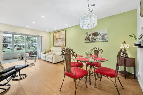 4805 NW 35th Street Lauderdale Lakes FL 33319