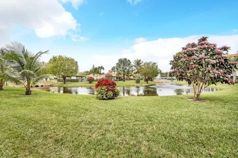 4805 NW 35th Street Lauderdale Lakes FL 33319