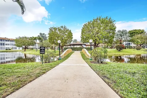 4805 NW 35th Street Lauderdale Lakes FL 33319