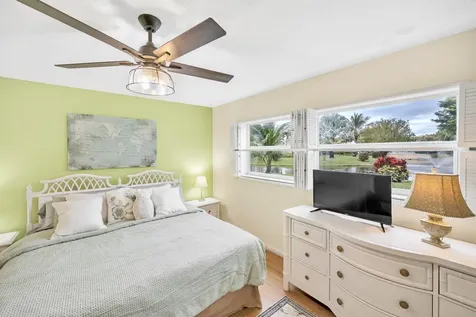 4805 NW 35th Street Lauderdale Lakes FL 33319