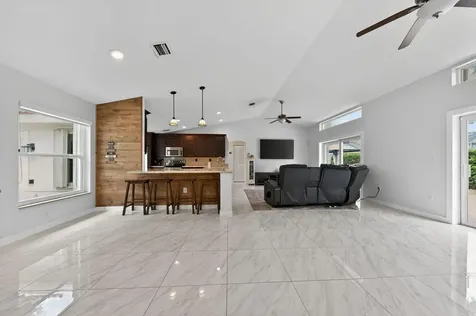 4475 NW 64th Street Coconut Creek FL 33073