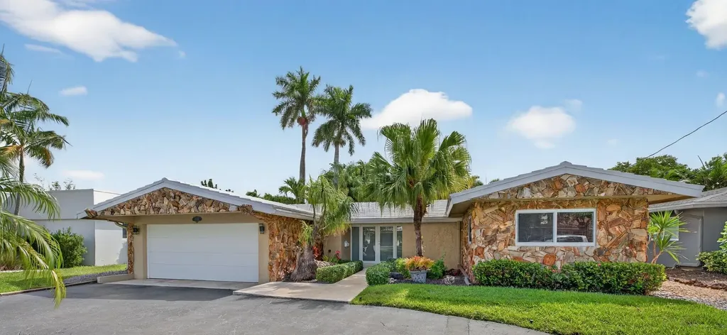 2300 NE 16th Avenue Wilton Manors FL 33305