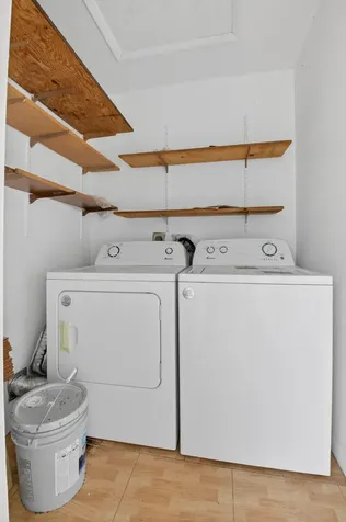 421 Piedmont Delray Beach FL 33484