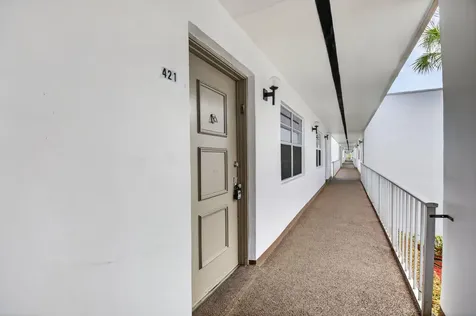 421 Piedmont Delray Beach FL 33484