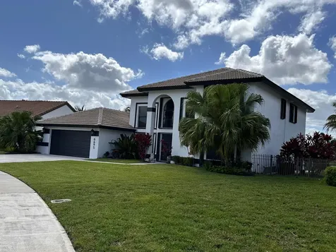 6695 Lake Loran Way Greenacres FL 33467