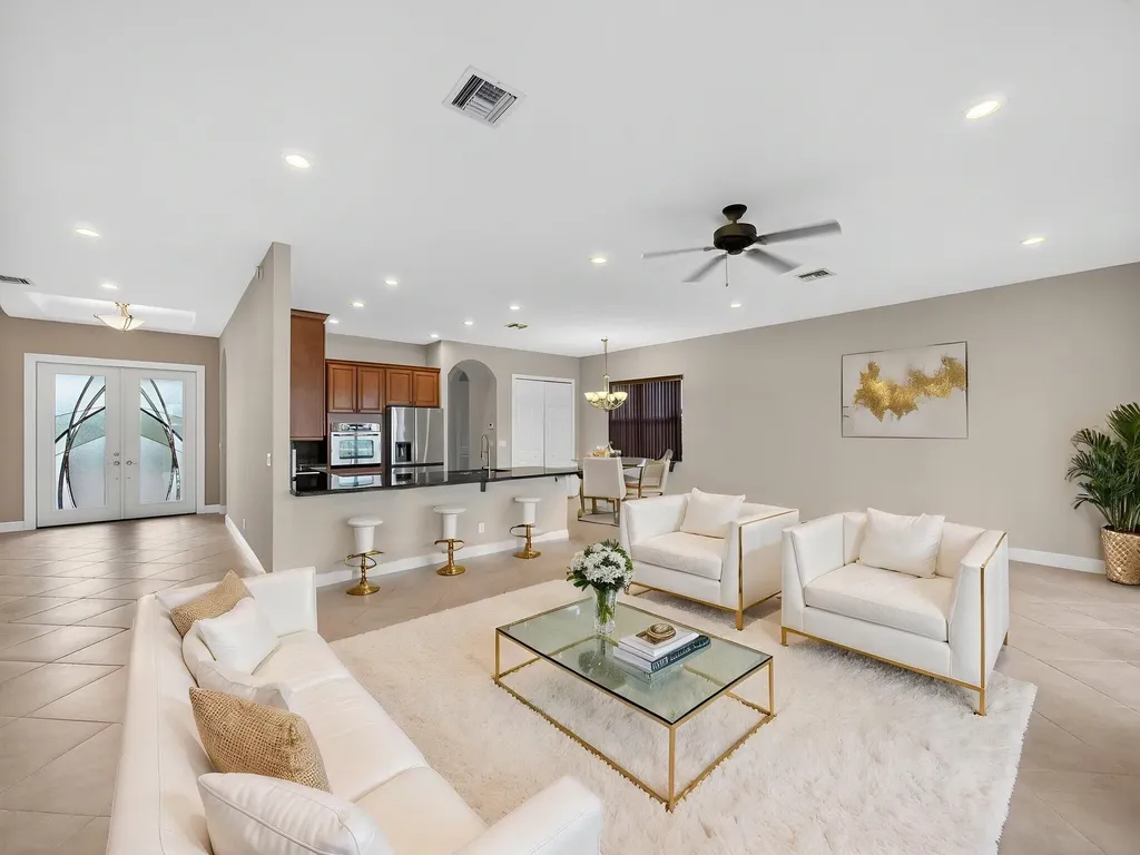 12054 Aviles Circle Palm Beach Gardens FL 33418
