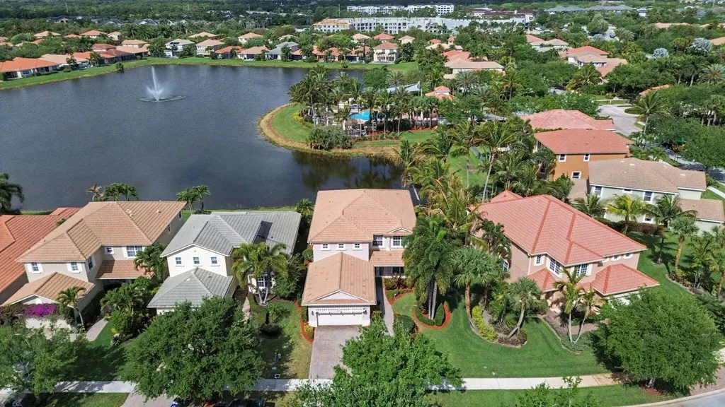12054 Aviles Circle Palm Beach Gardens FL 33418