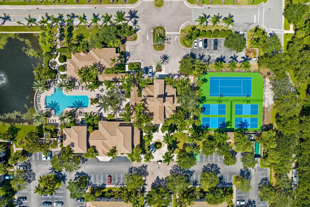 2807 Veronia Drive Palm Beach Gardens FL 33410