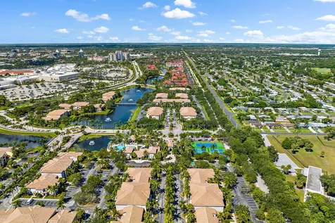 2807 Veronia Drive Palm Beach Gardens FL 33410