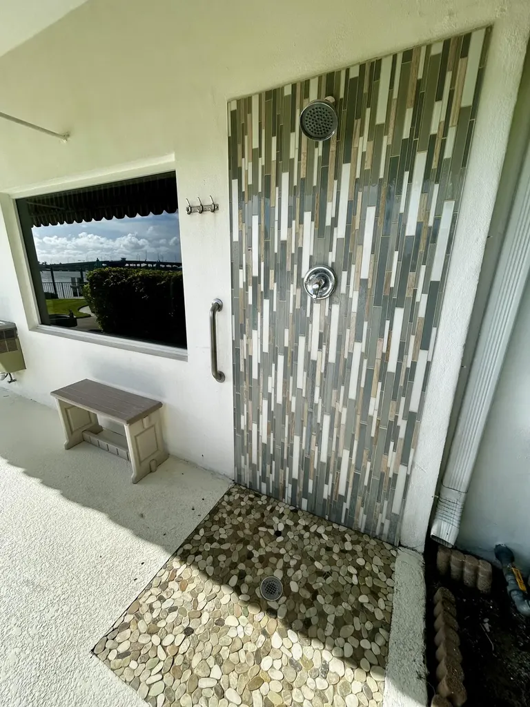 2840 S Ocean Boulevard Palm Beach FL 33480