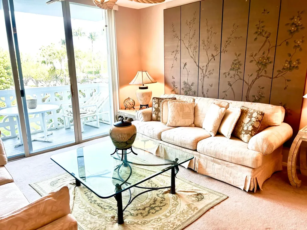2840 S Ocean Boulevard Palm Beach FL 33480