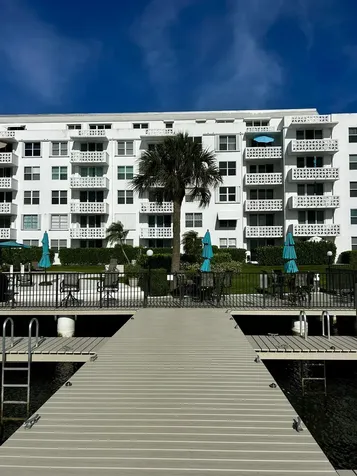 2840 S Ocean Boulevard Palm Beach FL 33480