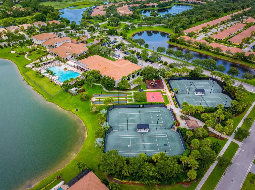 9086 SW Roccia Way Port St Lucie FL 34987