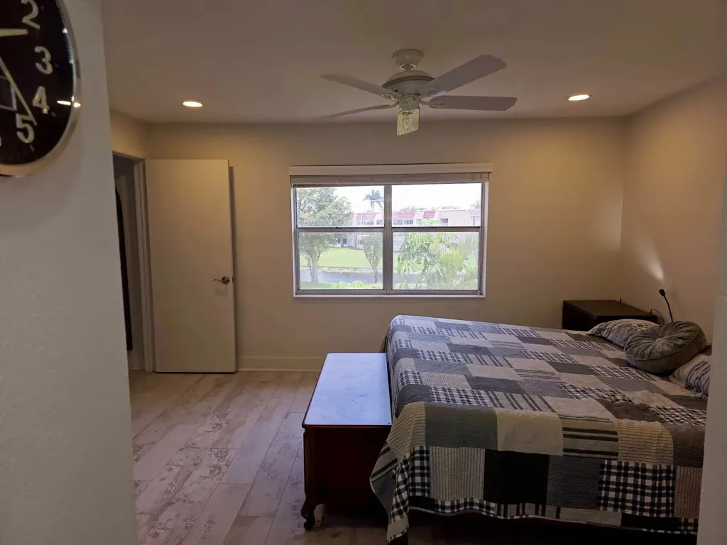 9501 Sunrise Lakes Boulevard Sunrise FL 33322